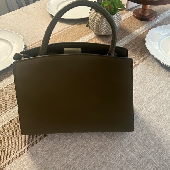 Olive Target Purse - Picture 3 of 4